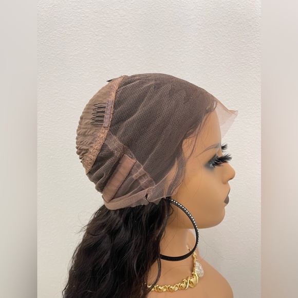 New! 20” 360 Lace Wig, Virgin Human Hair, Can pull up into a high ponytail - Picture 11 of 12